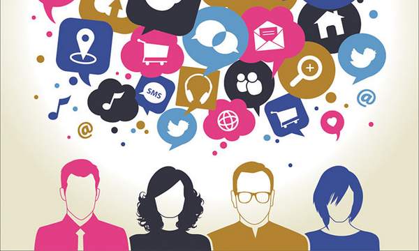 10 Digital Experts Share Their Top Social Media Tips